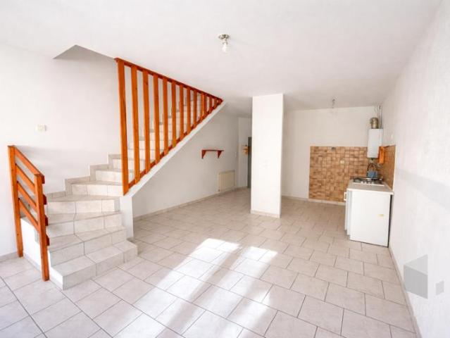 AUBENAS, appartement de 69 m2 au 2ème étage