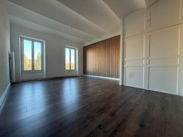 À deux pas du centre ville d'Aubenas, à seulement 350 mètres. 80m² Aubenas