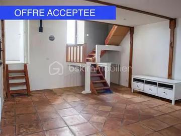 Aubenas 07200 Achat / Vente appartement 2 pièces t2 au dernier étage