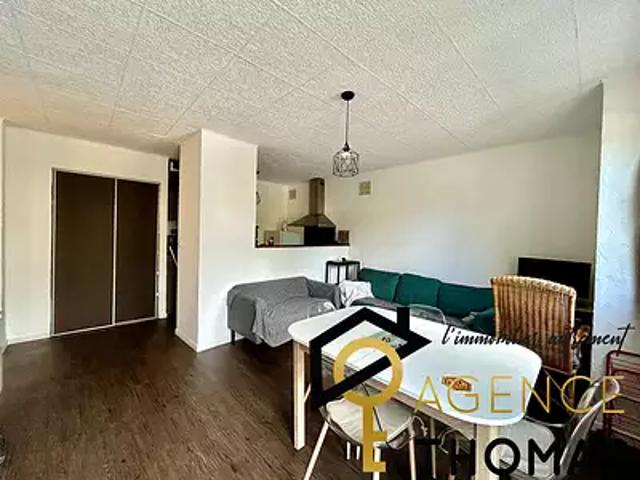 Aubenas 07200 Achat / Vente appartement 2 pièces t2 au dernier étage