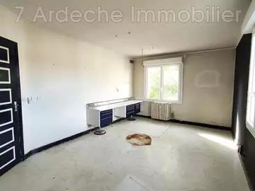 Aubenas 07200 Achat / Vente appartement 3 pièces t3 parking