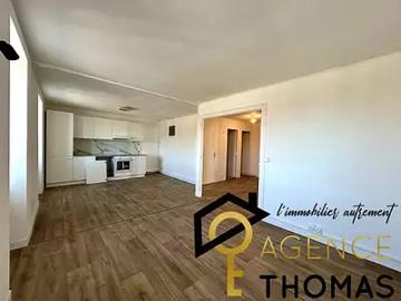 Aubenas 07200 Achat / Vente appartement 4 pièces t4 au dernier étage cave
