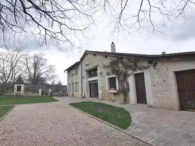 Aubeterre sur Dronne 16390 Achat / Vente maison