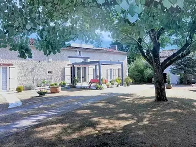 Aubeterre sur Dronne 16390 Achat / Vente maison