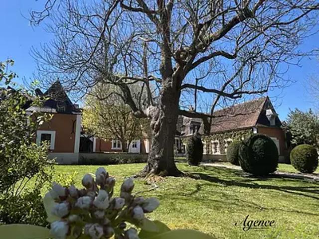 Aubigny sur Nère 18700 Achat / Vente maison 7 pièces t7