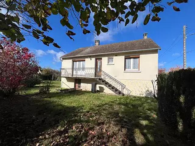 Aubigny sur Nère 18700 Achat / Vente maison 3 pièces t3 au dernier étage jardin