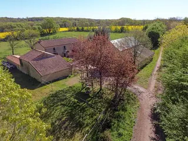 Aubigny 79390 Achat / Vente maison 6 pièces t6 jardin terrasse