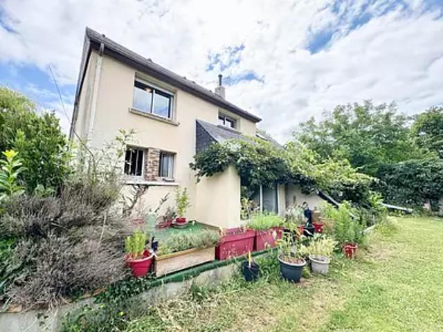 Aubigné Racan 72800 Achat / Vente maison 5 pièces t5