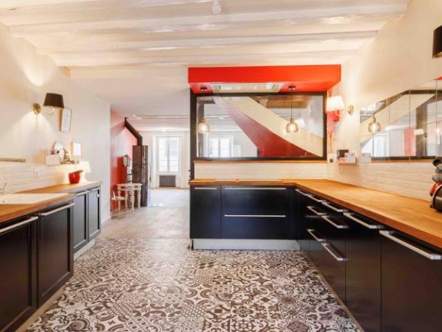 AUBONNE Herrliche Triplex Wohnung