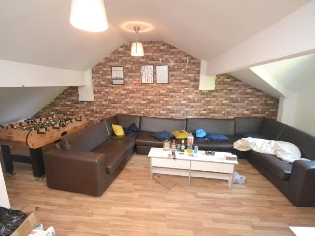 Aubrey Road, Manchester M14 10 bed semi detached house to rent £5,416 pcm £1,250 pw