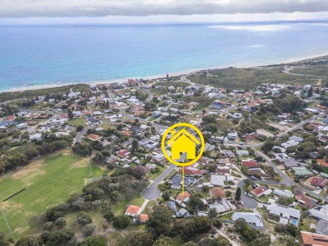 AUCTION ON SITE 10/10/26 AT 11AM if not sold prior