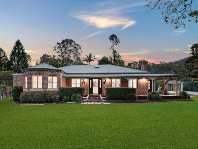 Auction On Site, Friday 18 September at 11am