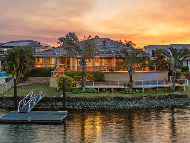 Auction On Site, Friday 30 October at 3PM