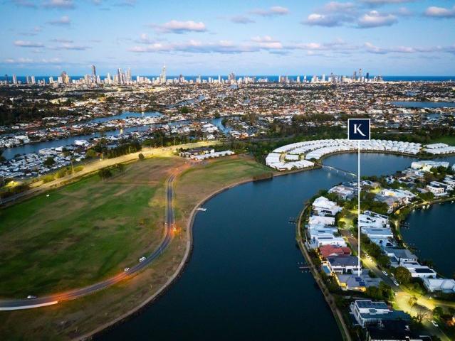 Auction on site, Friday 30 October at 10:00am