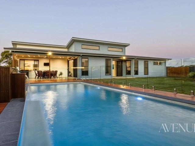 AUCTION ON SITE IF NOT SOLD PRIOR OCTOBER 21ST 5:30PM LARGE BLOCK | STELLAR HOME