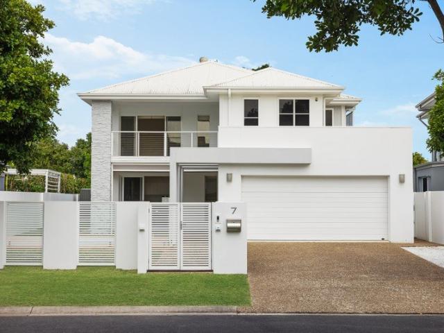 Auction On Site, Friday 4 September at 5pm