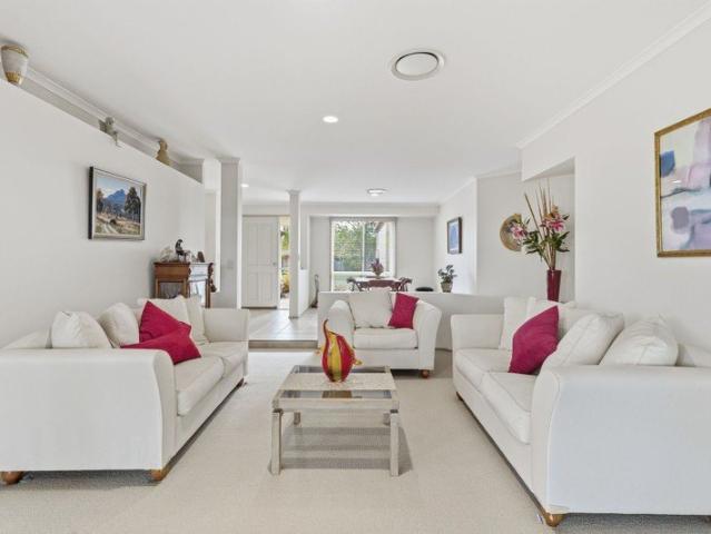 AUCTION IF NOT SOLD PRIOR Single Storey Family Home in Stretton State College Catchment