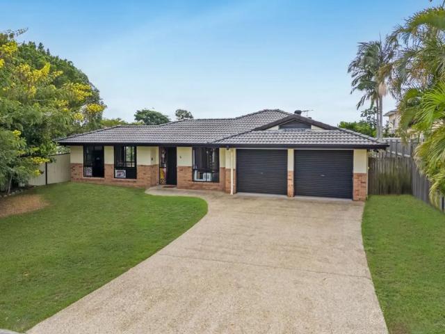 Spacious Family Living on a Rare 751m² Corner Block in the Stretton College Catchment
