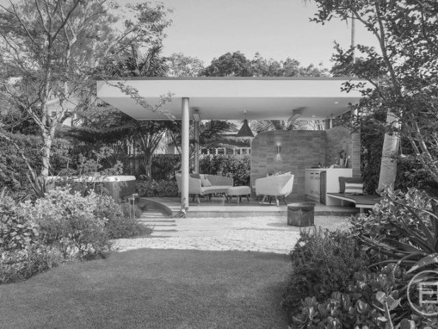 Auction Saturday 14 November at 1pm