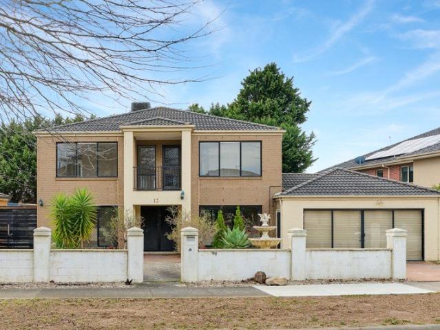AUCTION 6 Bedroom Family Home