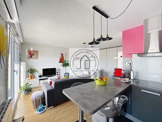Aucamville 31140 Achat / Vente appartement 2 pièces t2 au dernier étage parking
