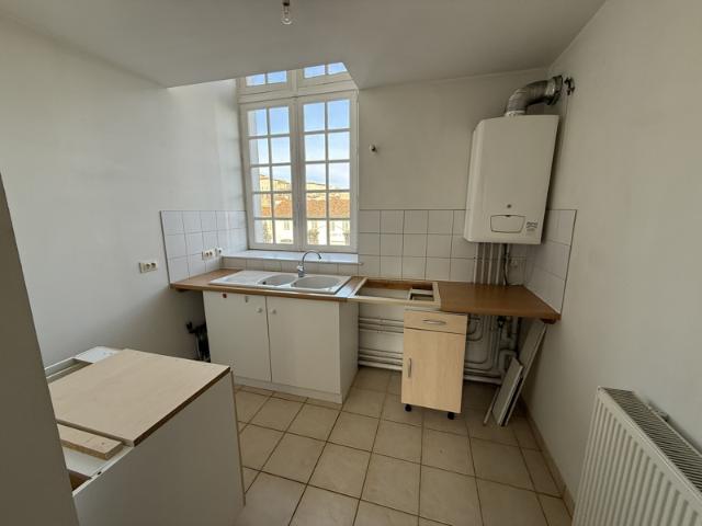 Auch, Appartement de type 2b à vendre