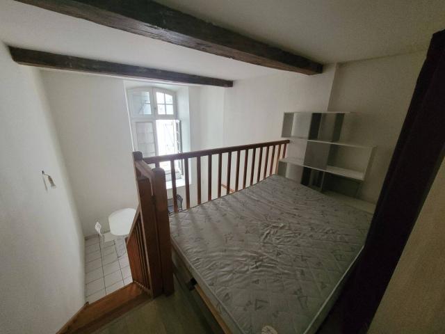 AUCH Haute ville Studio de 20 m² avec mezzanine