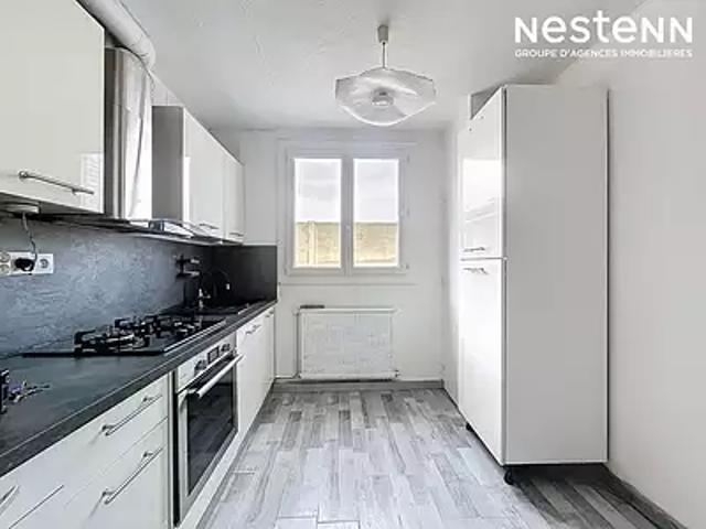 Auch 32000 Achat / Vente appartement 3 pièces t3 au dernier étage cave