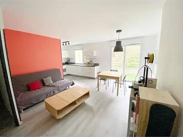 Auch 32000 Location appartement 3 pièces t3 au dernier étage terrasse