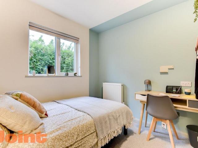 Auckland Drive, Brighton BN2 6 bed house to rent £5,460 pcm £1,260 pw