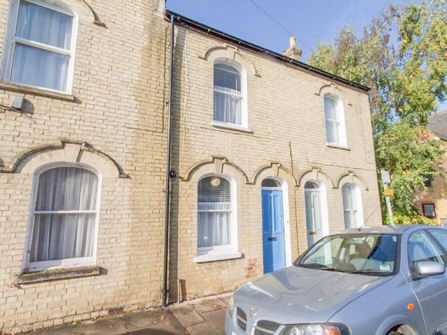 Auckland Road, Cambridge 3 bed terraced house to rent £1,820 pcm £420 pw