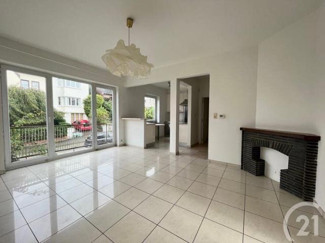 AUDERGHEM: Belle maison de +/ 112m² / COUR / PARKING