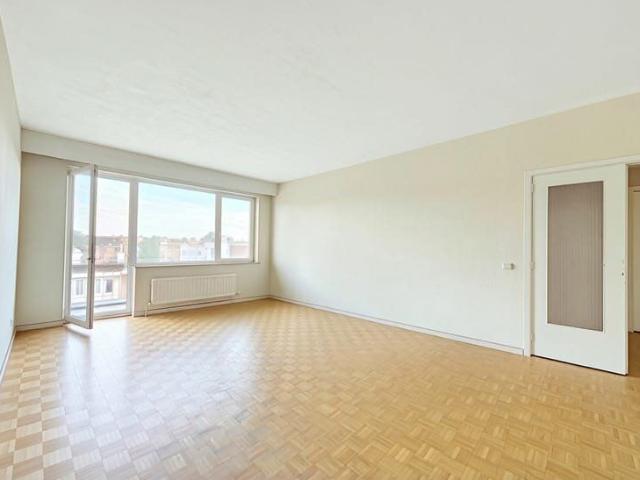 Auderghem: Bright apt. ±95m² 2BED & terraces