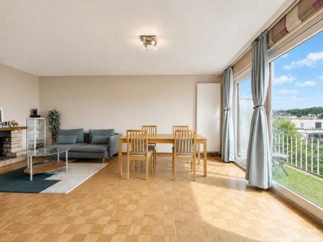 AUDERGHEM, Val Duchesse – 2BR, terraces & parking