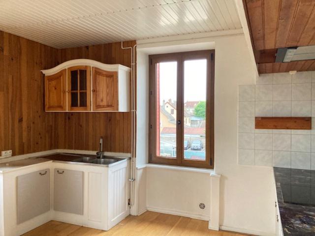 AUDINCOURT APPARTEMENT AVEC JARDIN