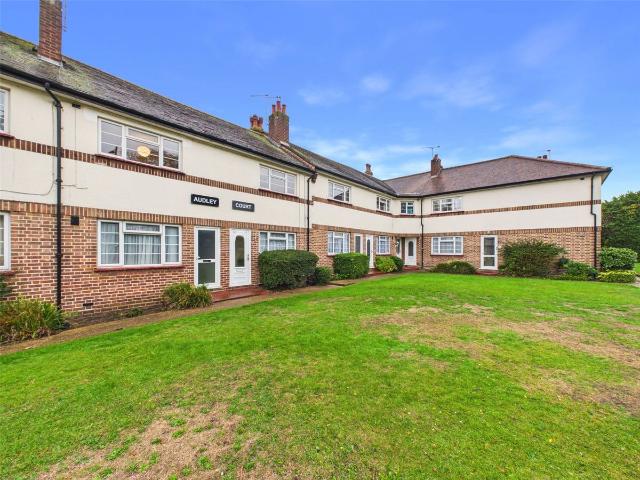Audley Court Hampton Road, Twickenham TW2, 2 bed flat to rent, £2,000 pcm | PrimeLocation