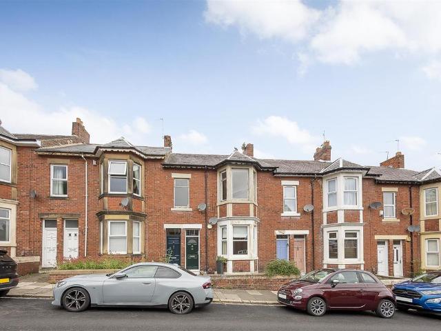 Audley Road, South Gosforth. 2 bed flat to rent £1,300 pcm £300 pw