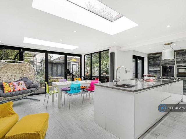 Audrey Gardens, Bishop's Stortford, CM23 4 bed semi detached house to rent £4,990 pcm £1,152 pw