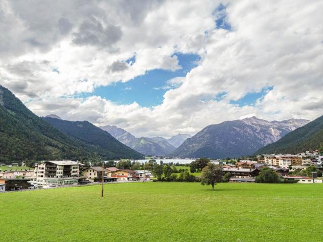 Aufwachen mit Seeblick Eigentumswohnung in Maurach am Achensee