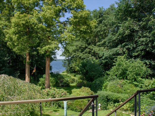 Aufwachen mit Seeblick – Ein Zuhause in erster Reihe am Wittensee
