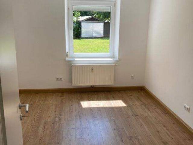 Auf der Suche nach der ersten eigenen und gut leistbaren Wohnung? Wir haben sie! Kompakt, praktisch, preiswert und sofort verfügbar!