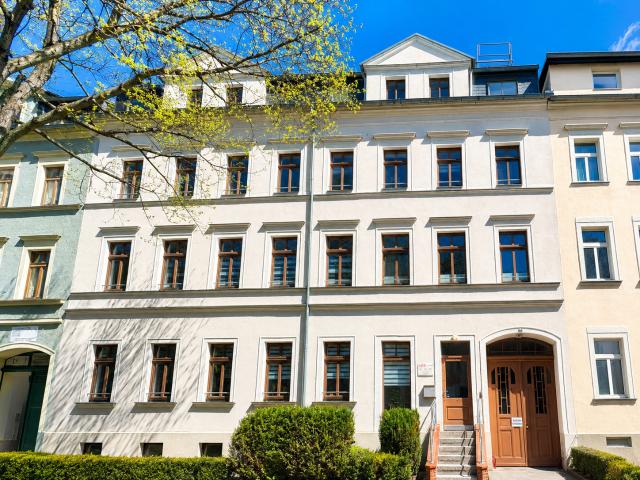 Auf Wunsch mit neuem Boden! Moderne 2 Raumwohnung im Maisonettestil mit offener Küche! | Künne Immobilien Gruppe