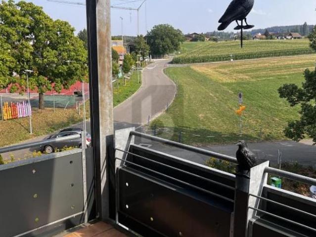 AUF ZWEI EBENEN MIT WEITBLICK INS GRÜNE