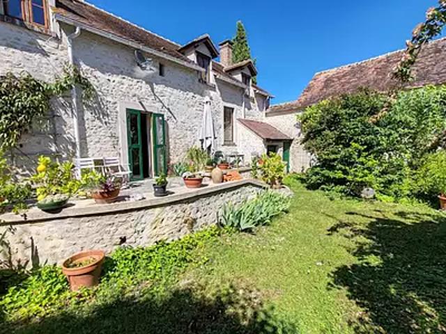Aufferville 77570 Achat / Vente maison 9 pièces t9 au dernier étage