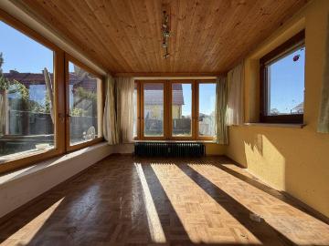 Aufgepasst: Sonniges Eckreihenhaus mit vielen Möglichkeiten!