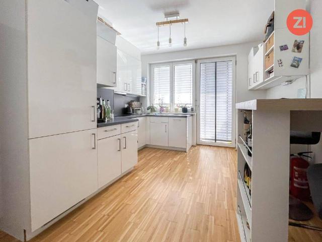 AUFGEPASST Tolle 2 Zimmer Neubauwohnung mit Balkon und Küche