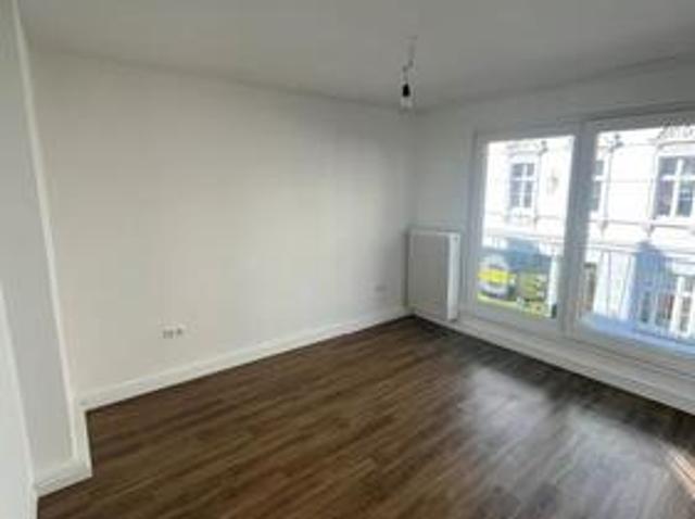 Aufgepasst! 3 Zimmer Wohnung mit Balkon!