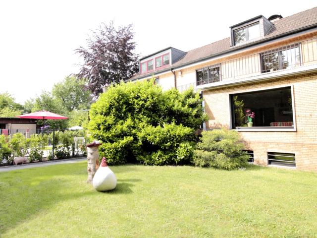 Aufregend, anregend, anders ! Einfamilienhaus in Duisburg Obermeiderich