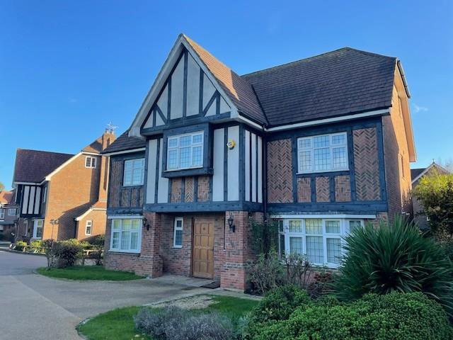 Augustus Close, Stanmore, HA7 5 bed detached house to rent £5,750 pcm £1,327 pw