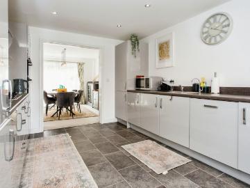 Augustus Road, Cambridge CB24, 4 bed property to rent, £2,100 pcm | PrimeLocation